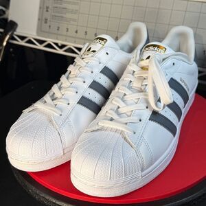 ADIDAS®  |  SUPERSTARS  |  MEN-10.5 US  |  WHT/GRY-STRP  |  NEW  |